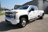 Used 2023 Chevrolet Silverado 3500 High Country image 3