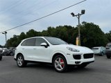Used 2017 Porsche Cayenne Platinum Edition w/ Premium Package (PJV) image 5