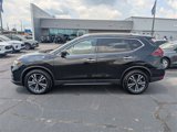 Used 2020 Nissan Rogue SV w/ Premium Package image 4