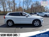 Certified 2022 Volvo XC60 B5 Momentum w/ Climate Package image 3