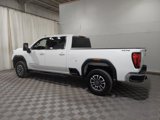 Used 2024 GMC Sierra 2500 SLE image 2