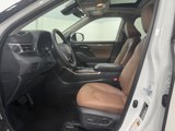 Certified 2025 Toyota Highlander XLE image 4