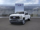 New 2025 Ford F350 4x4 Crew Cab DRW Super Duty image 2