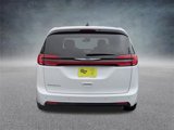 Certified 2024 Chrysler Pacifica Touring image 4