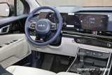 New 2025 Kia Carnival SX Prestige image 4
