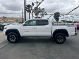 Used 2022 Toyota Tacoma TRD Off-Road image 3