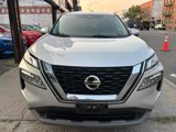 Used 2021 Nissan Rogue SV image 2