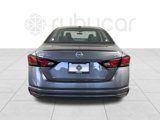 Used 2024 Nissan Altima 2.5 SV image 4