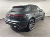 Certified 2025 Porsche Macan image 5