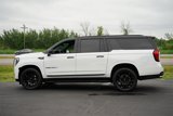 Used 2023 GMC Yukon XL Denali w/ Advanced Technology Package image 6