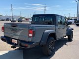 New 2025 Jeep Gladiator Sport image 5