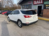 Used 2019 Chevrolet Equinox LT w/ Sun & Navigation Package image 3