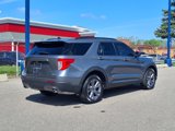 Used 2022 Ford Explorer XLT w/ Equipment Group 202A image 4