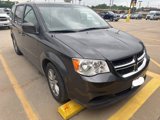 Used 2016 Dodge Grand Caravan SE image 2