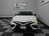 Used 2022 Toyota Camry SE image 2