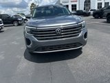 Used 2024 Volkswagen Atlas SE w/ Black Wheel Package image 2