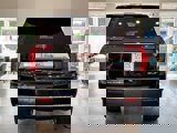 Used 2023 GMC Yukon XL SLT w/ SLT Premium Package image 5