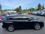 Used 2021 Toyota Highlander Limited image 4