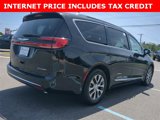 New 2025 Chrysler Pacifica Pinnacle image 4