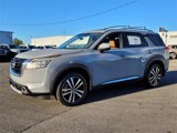 New 2025 Nissan Pathfinder Platinum image 3