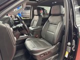 Used 2022 GMC Sierra 3500 Denali w/ Denali Black Diamond Edition image 3