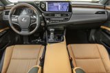 New 2025 Lexus ES 300h w/ Luxury Package image 5