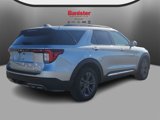 New 2025 Ford Explorer Active w/ Active Comfort Package image 3