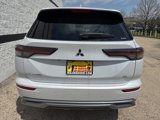New 2025 Mitsubishi Outlander SE image 4