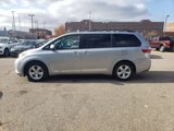 Used 2017 Toyota Sienna LE image 6