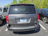 Used 2017 Dodge Grand Caravan SXT image 3