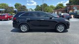 Used 2019 Kia Sorento L image 4