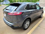 Used 2024 Ford Edge SEL image 3