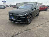 Used 2024 Lincoln Nautilus Premier w/ Equipment Group 102A image 2
