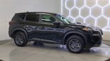 Used 2023 Nissan Rogue S image 2