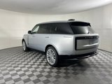 New 2025 Land Rover Range Rover Long Wheelbase SE image 3