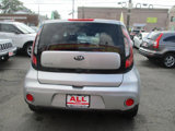 Used 2018 Kia Soul + image 4