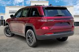 New 2025 Jeep Grand Cherokee Laredo image 3