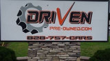 Used 2018 Jeep Wrangler Unlimited Sahara w/ Connectivity Group image 2