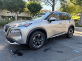 Used 2022 Nissan Rogue Platinum image 2