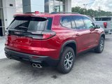 New 2026 GMC Acadia AT4 w/ Luxury Package image 3