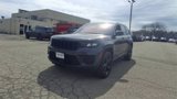 Used 2023 Jeep Grand Cherokee Altitude image 2