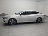 Used 2020 Nissan Altima 2.5 SR w/ Premium Package image 2