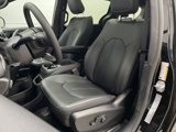 New 2025 Chrysler Pacifica Select image 4