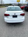 Used 2015 Volkswagen Jetta SE image 3