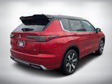 New 2025 Mitsubishi Outlander SEL image 3