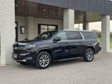 Used 2022 Chevrolet Suburban LT w/ LT Signature Plus Package image 4