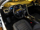 Used 2017 Ford Fusion SE w/ Fusion SE Technology Package image 3