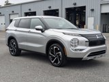New 2025 Mitsubishi Outlander SE image 2