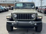 New 2025 Jeep Gladiator Sport image 2