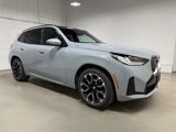 Used 2025 BMW X3 xDrive30 image 3